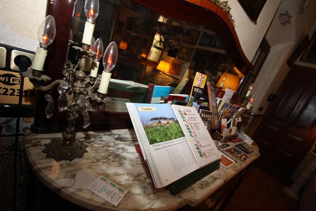 Hotel El Recer Sant Pau d'Ordal Zewnętrze zdjęcie